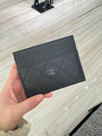 CHANEL So Black Card Holder | Chanel card holder (all black)