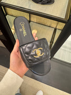CHANEL Black Gold CC Slide | 香奈兒 涼鞋 (黑色)