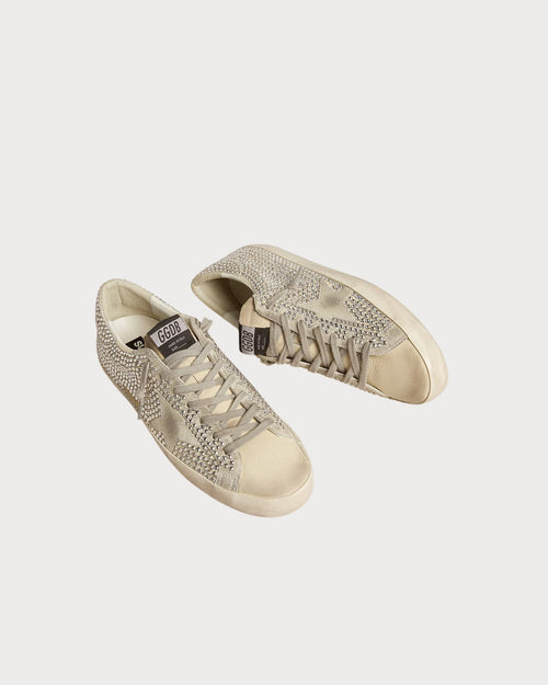 GOLDEN GOOSE Super - Star in nubuck with Swarovski crystals and ice - gray suede star | 黃金鵝 Super - Star 磨砂皮款,搭配施華洛世奇水晶與冰灰色麂皮星星(白色) - LondonKelly 英國名牌代購