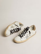 GOLDEN GOOSE Women's white leather Super - Star with glittery heel tab | 黃金鵝 女款白色皮革 Super - Star 搭配亮片後跟標籤(白色) - LondonKelly 英國名牌代購