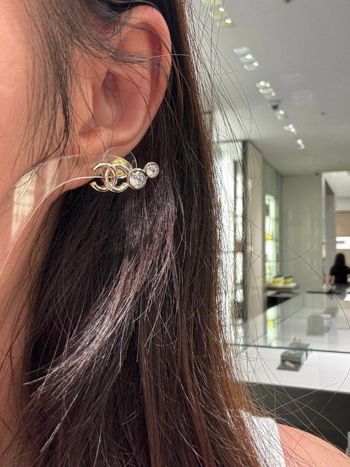 CHANEL CC Crystal Stud Earrings(Light Gold)
