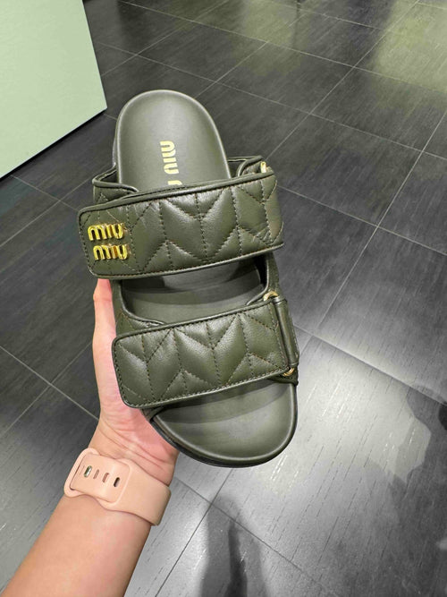 MIU MIU 5XX640 Slides Matelasse Nappa Leather(Khaki) - LONDONKELLY 英國名牌代購